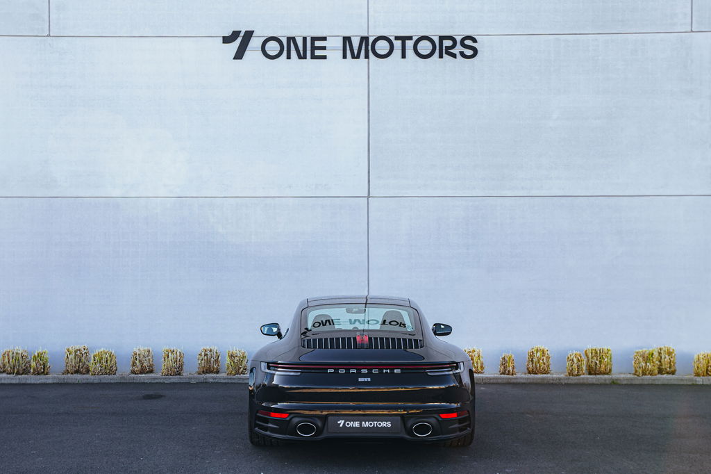 Porsche 992 Belgian Legend Edition