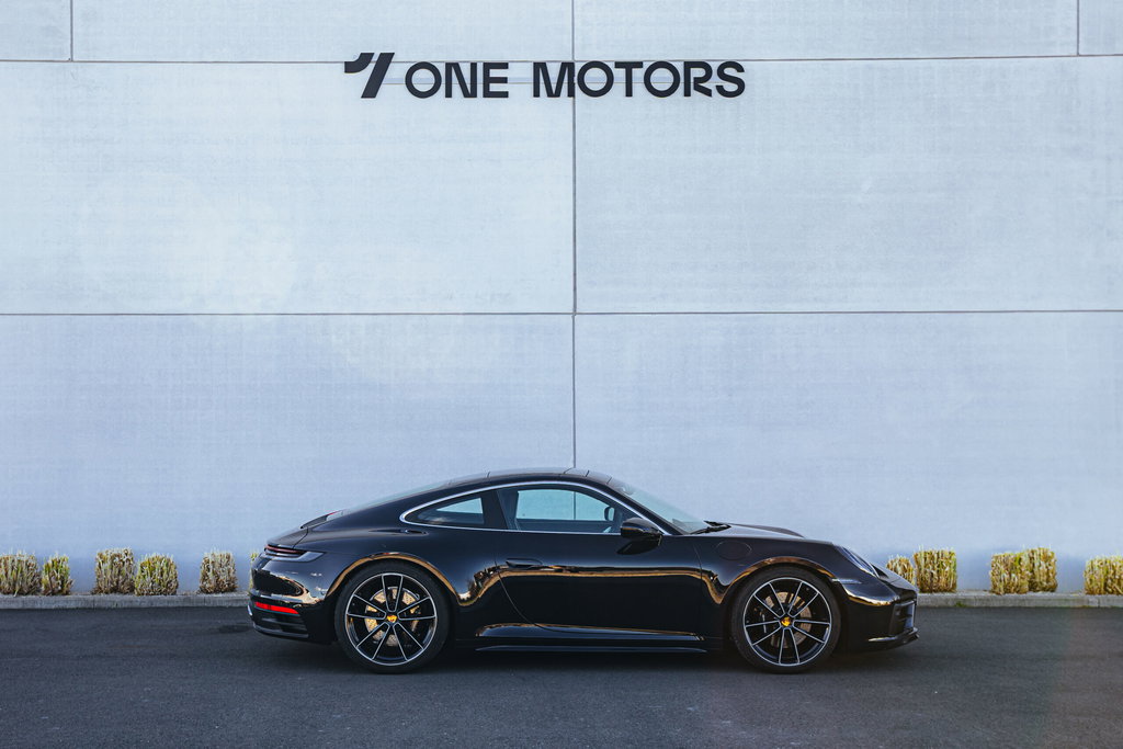 Porsche 992 Belgian Legend Edition