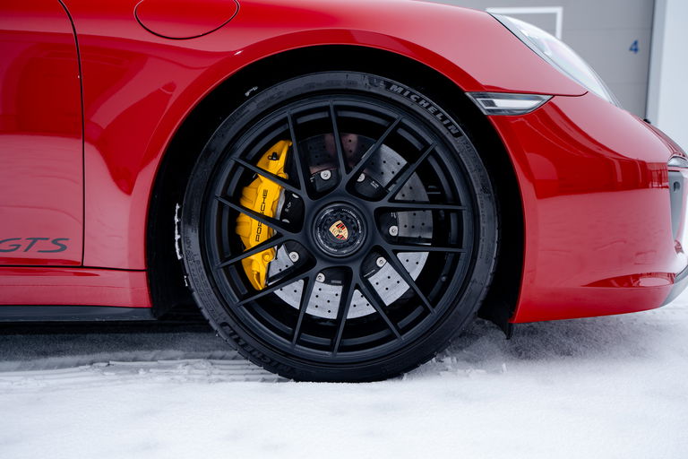 Porsche 991.2 Carrera 4 GTS