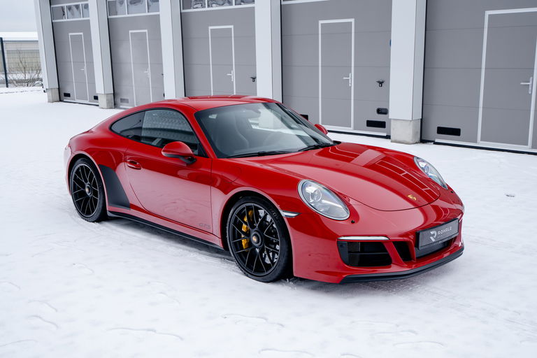 Porsche 991.2 Carrera 4 GTS