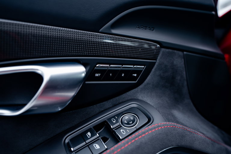 Porsche 991.2 Carrera 4 GTS