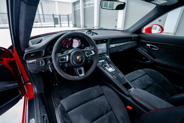 Porsche 991.2 Carrera 4 GTS