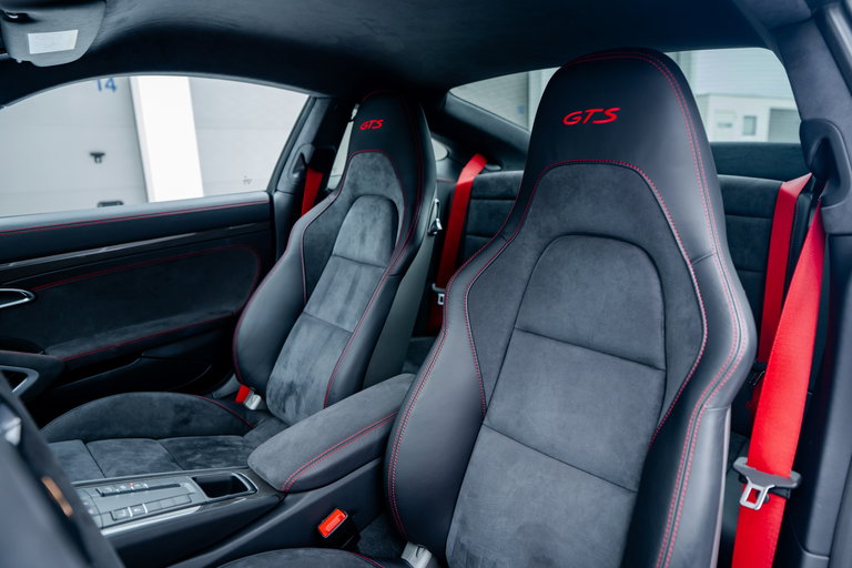 Porsche 991.2 Carrera 4 GTS