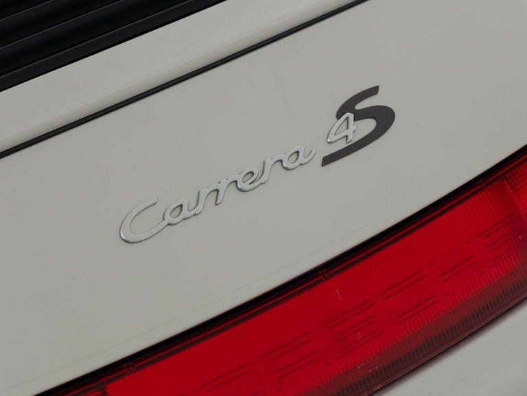 Porsche 993 Carrera 4S