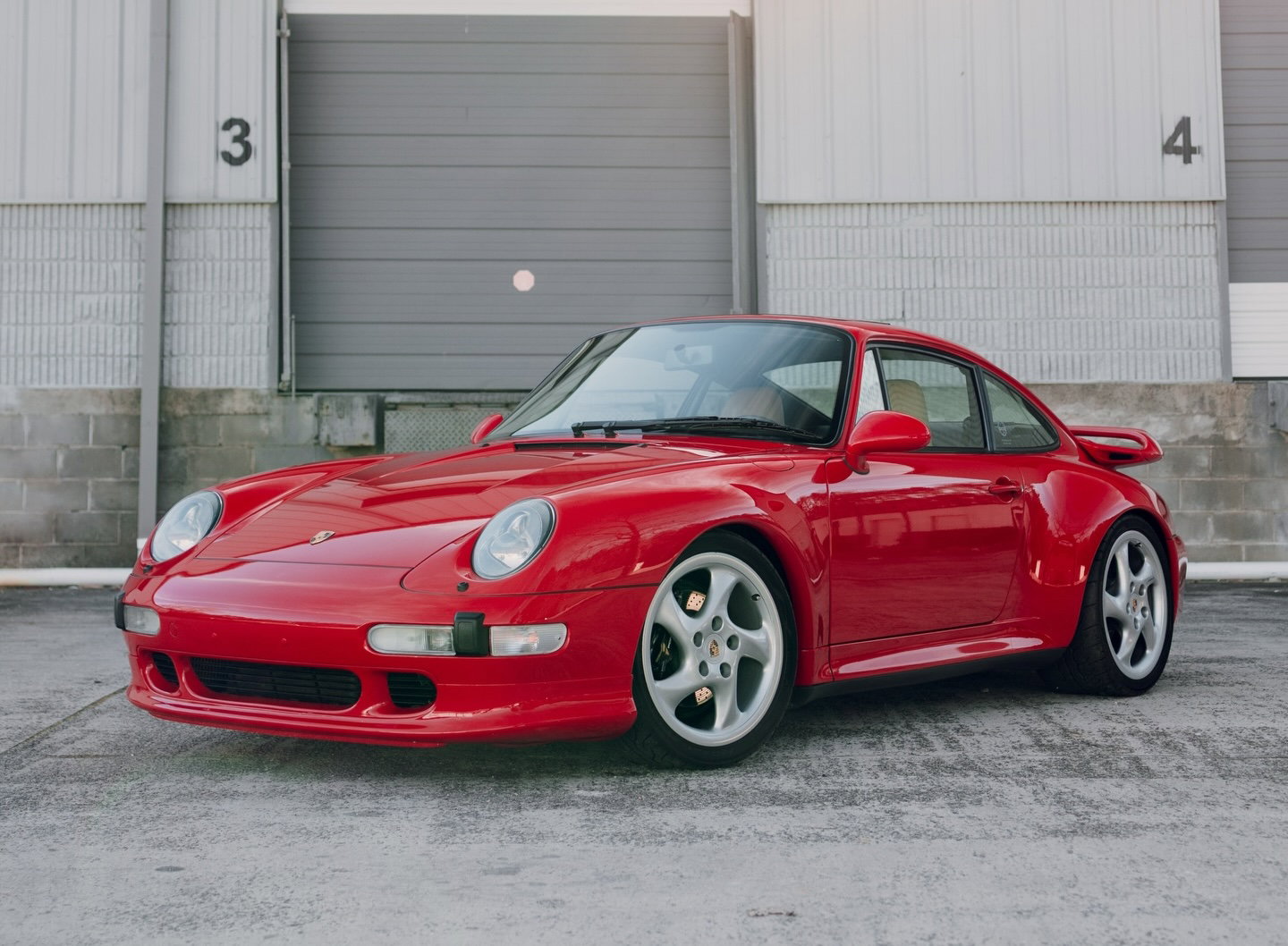 Porsche 993 Carrera S 1998 - elferspot.com - Marketplace for