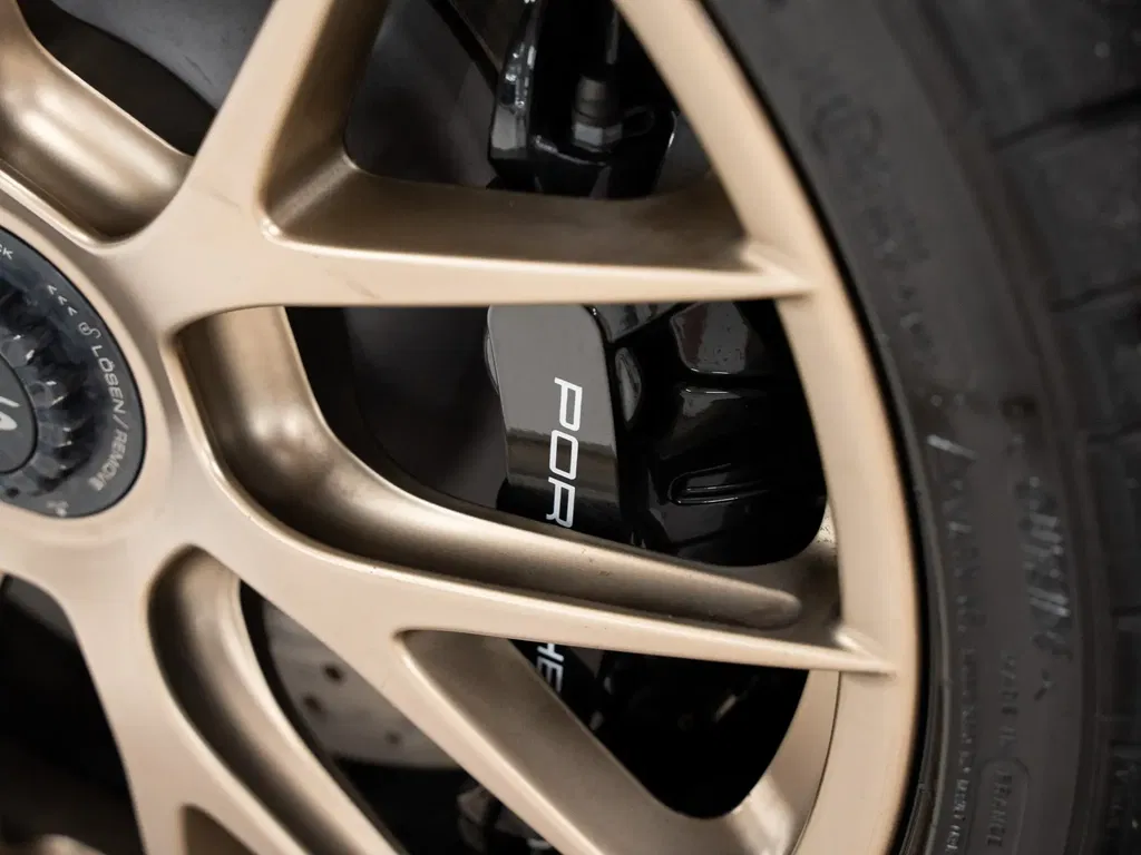 Porsche 718 Cayman GT4 RS