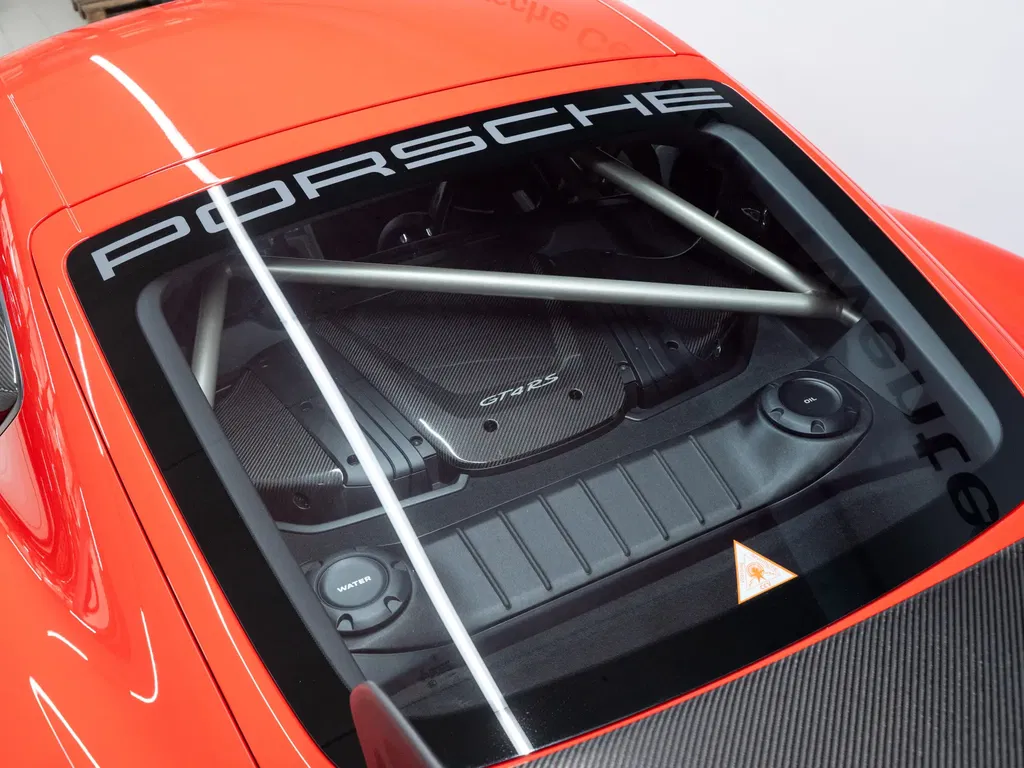 Porsche 718 Cayman GT4 RS