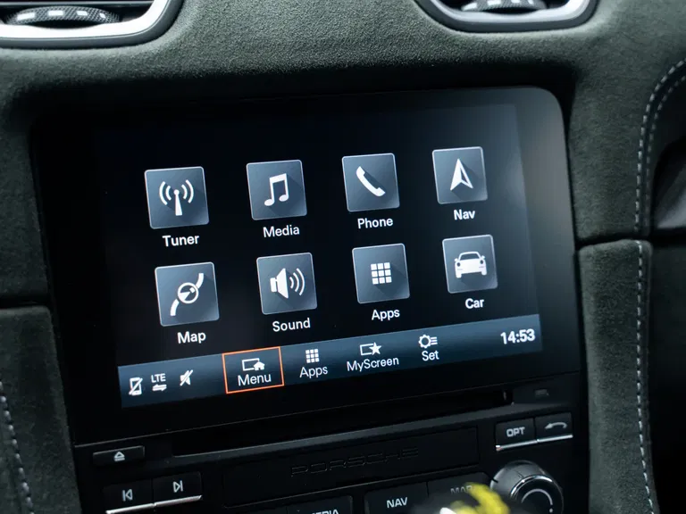 Porsche 718 Cayman GT4 RS