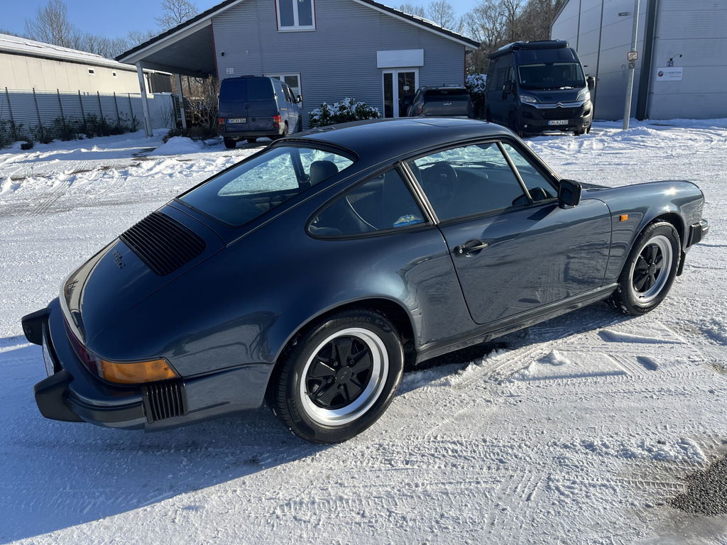 Porsche 911 SC