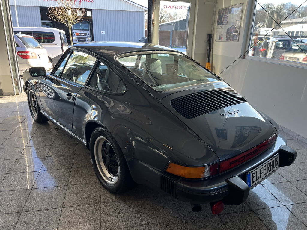 Porsche 911 SC