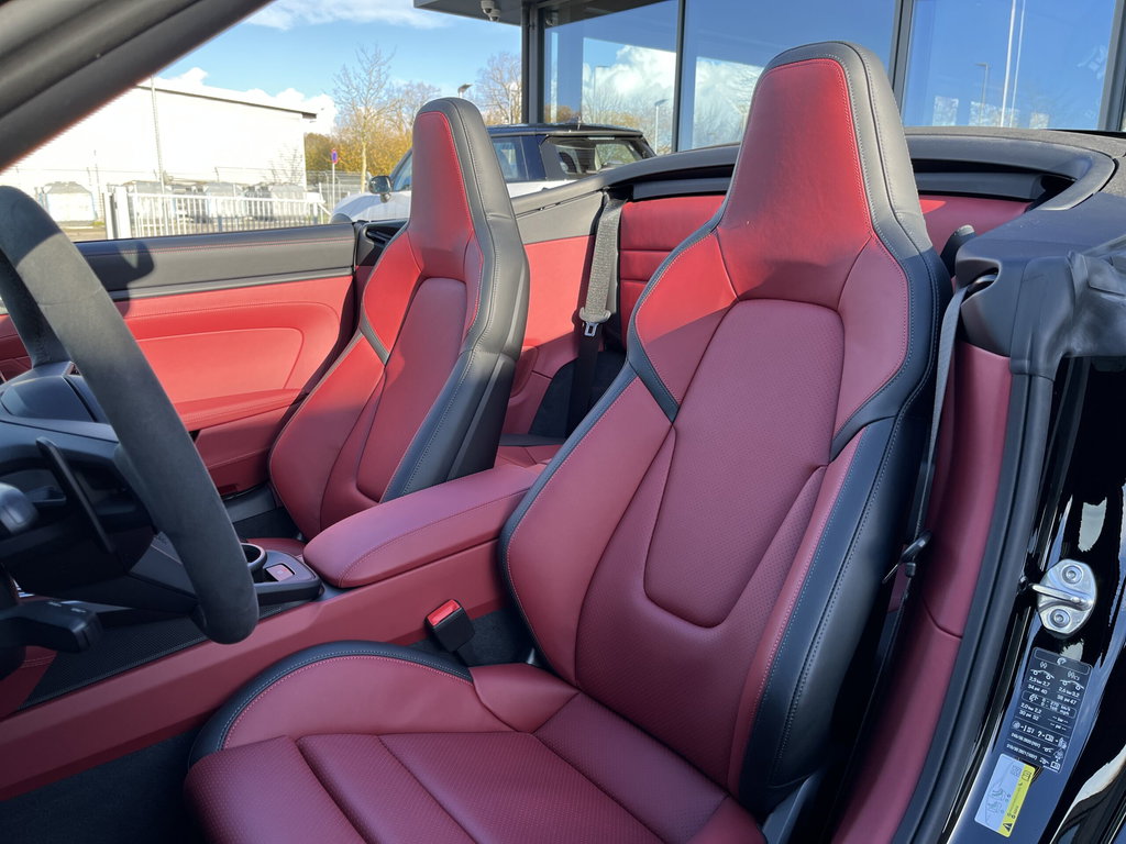 Porsche 992.2 Carrera 4 GTS