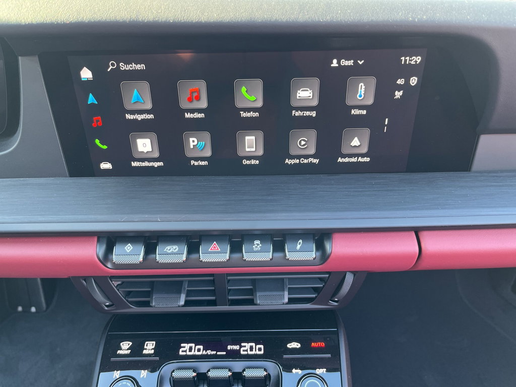 Porsche 992.2 Carrera 4 GTS