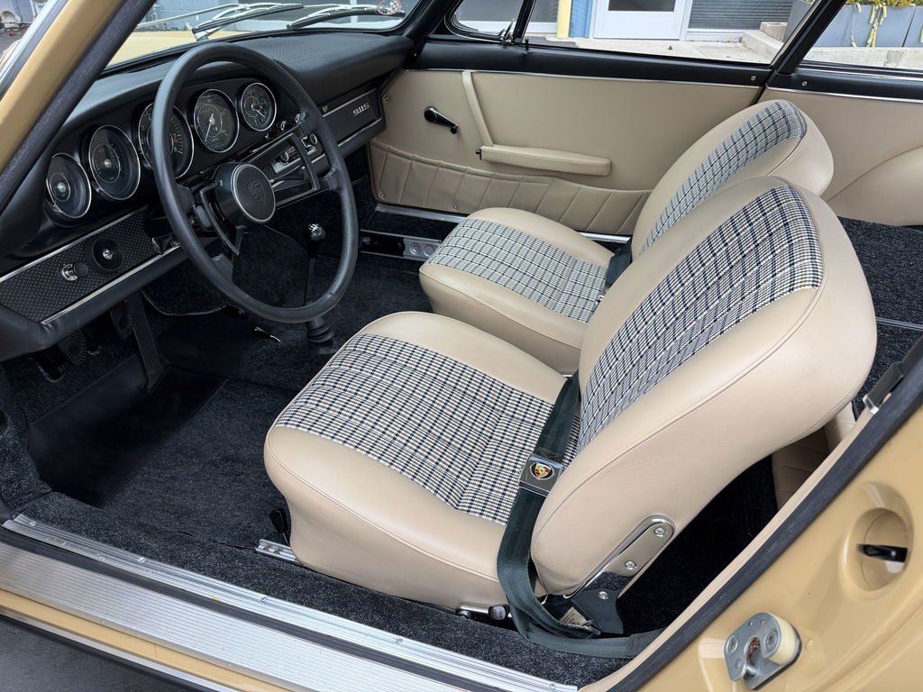 Porsche 911 S (F-Modell)