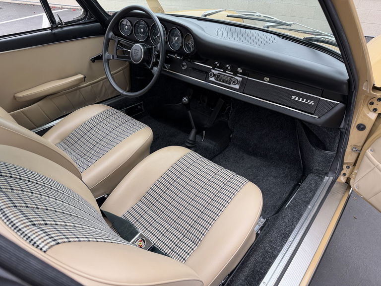 Porsche 911 S (F-Modell)