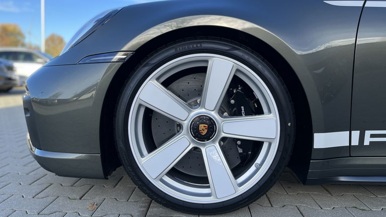 Porsche 992 Turbo 50 Jahre