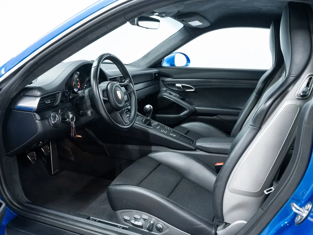 Porsche 991.2 GT3 Touring