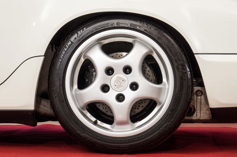 Porsche 964 Carrera RS