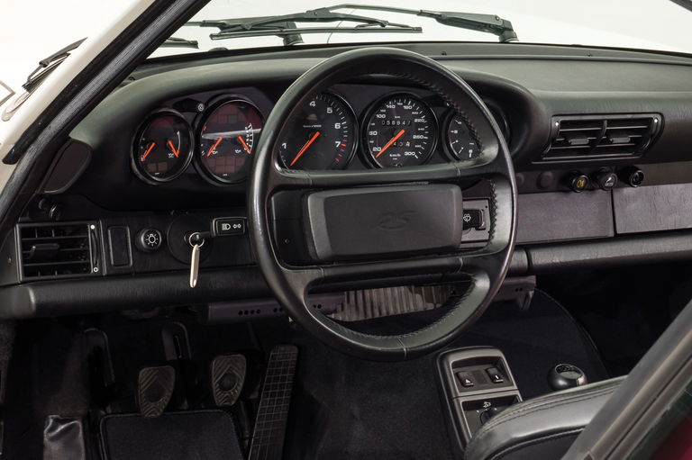 Porsche 964 Carrera RS