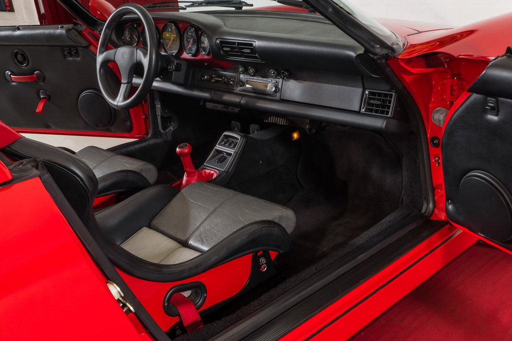 Porsche 964 Carrera 2 Speedster