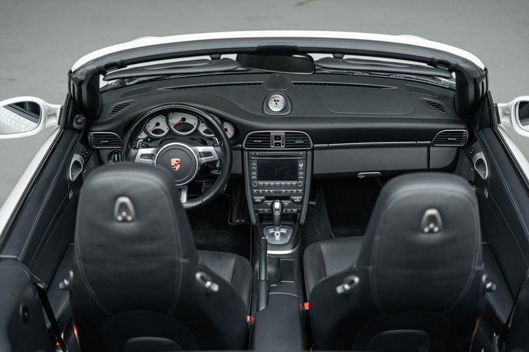 Porsche 997.2 Carrera 4S