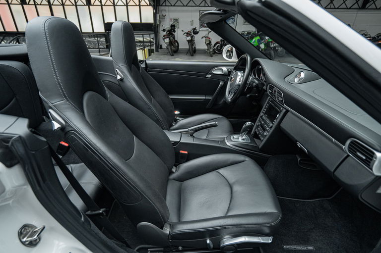 Porsche 997.2 Carrera 4S