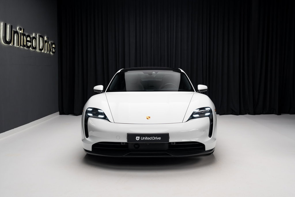 Porsche Taycan 4S