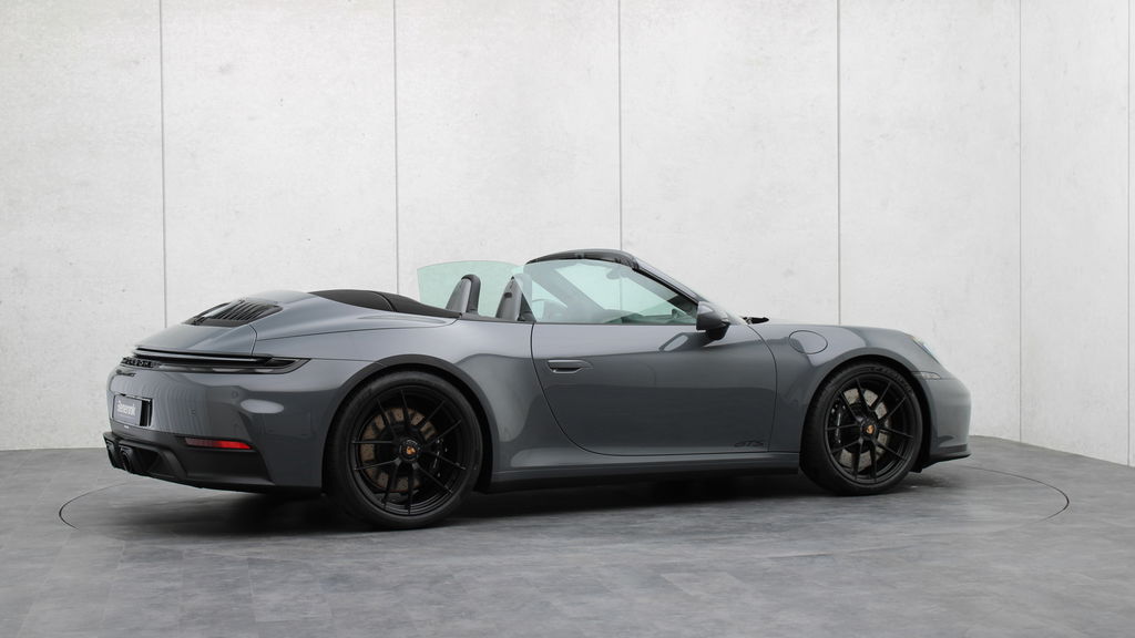 Porsche 992.2 Carrera GTS