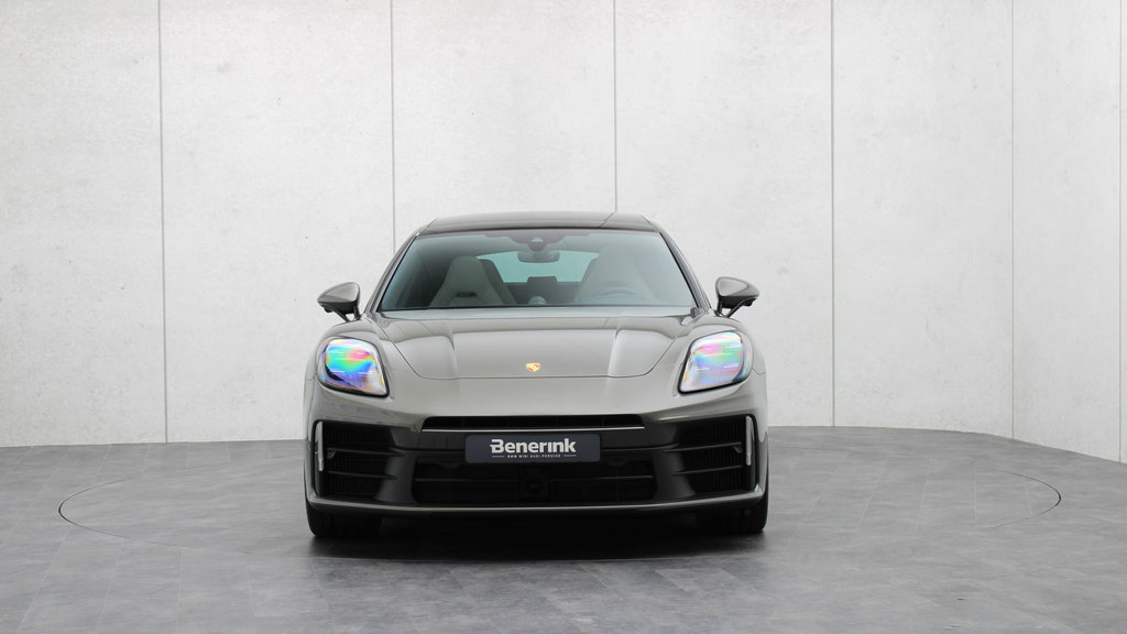 Porsche Panamera 4 E-Hybrid