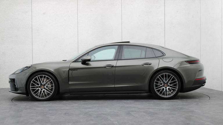 Porsche Panamera 4 E-Hybrid