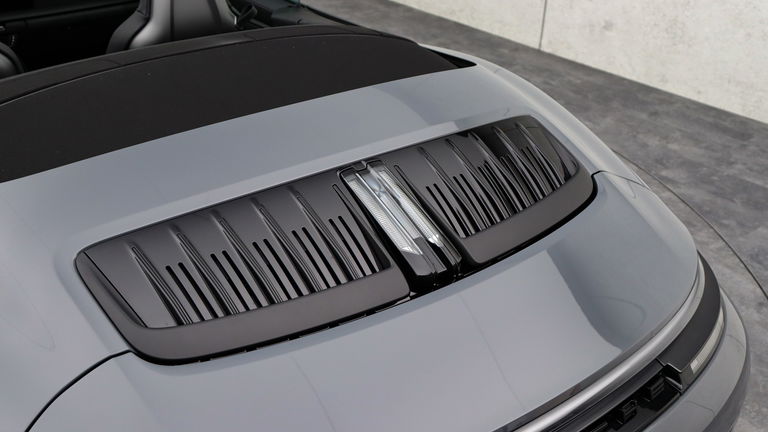 Porsche 992.2 Carrera GTS