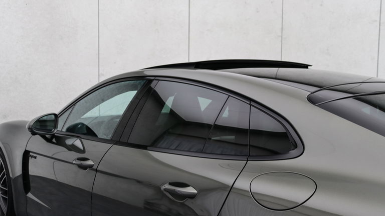 Porsche Panamera 4 E-Hybrid