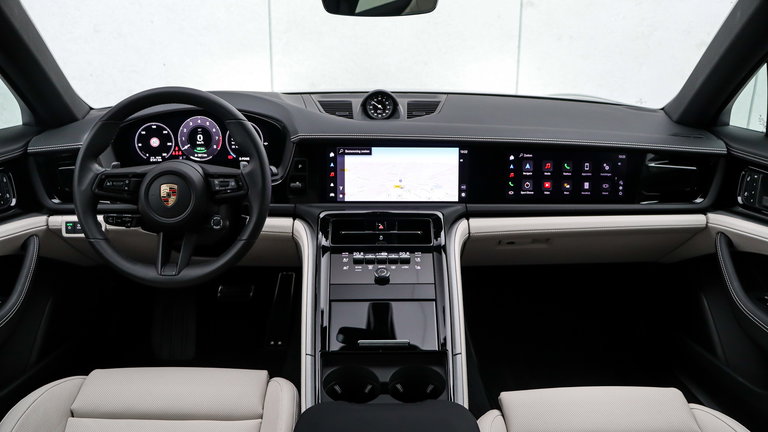 Porsche Panamera 4 E-Hybrid