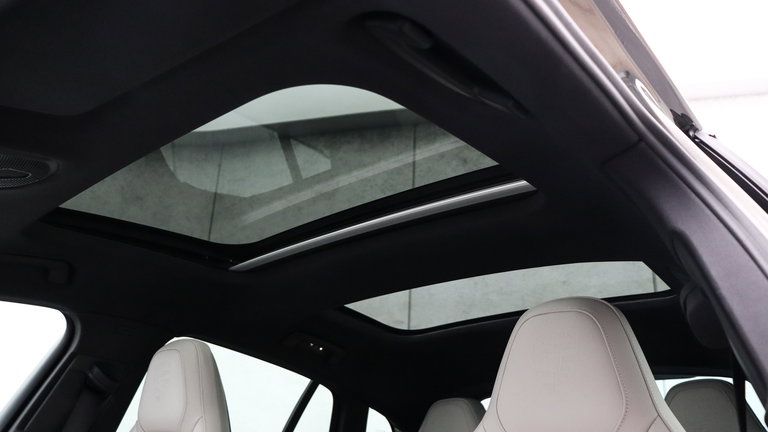 Porsche Panamera 4 E-Hybrid