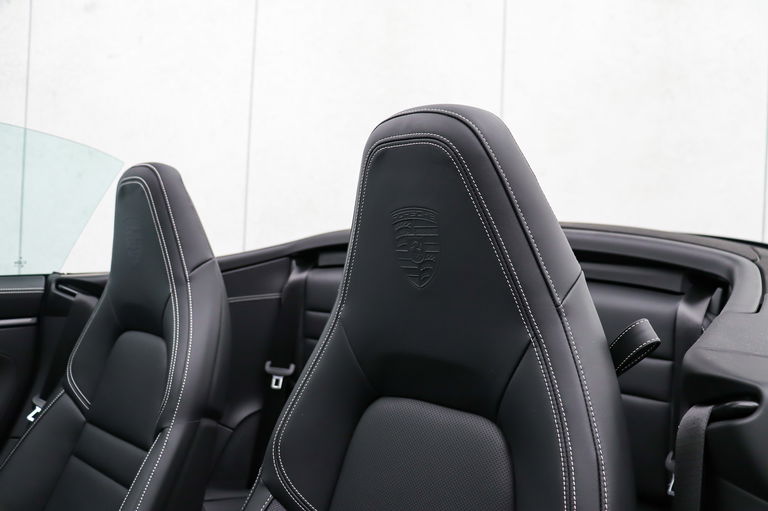 Porsche 992.2 Carrera 4 GTS