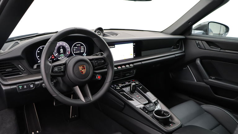 Porsche 992.2 Carrera 4 GTS