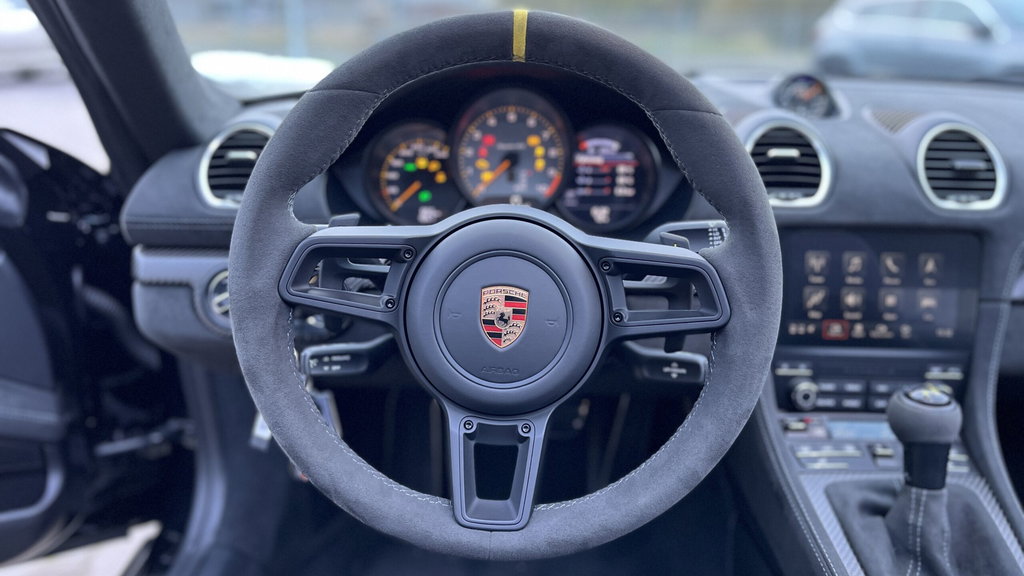 Porsche 718 Spyder RS