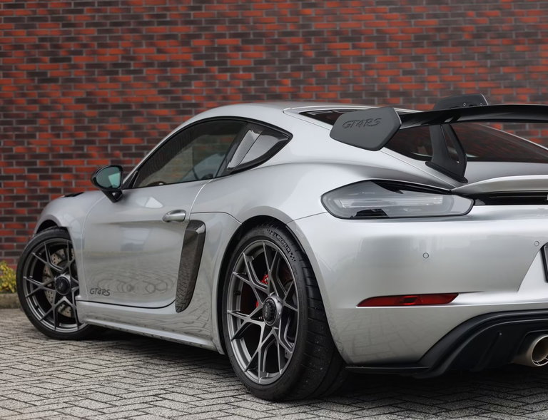 Porsche 718 Cayman GT4 RS