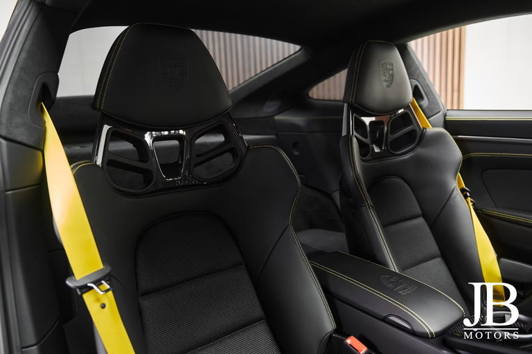 Porsche 992 GT3 Touring