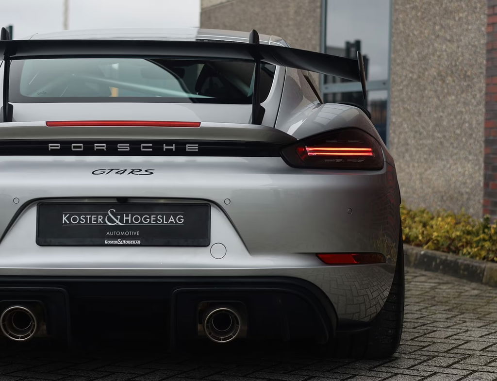 Porsche 718 Cayman GT4 RS