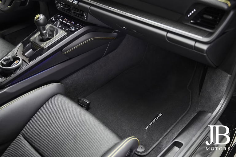 Porsche 992 GT3 Touring