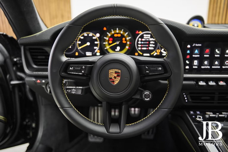 Porsche 992 GT3 Touring