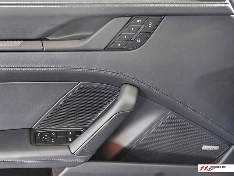 Porsche 992.2 Carrera