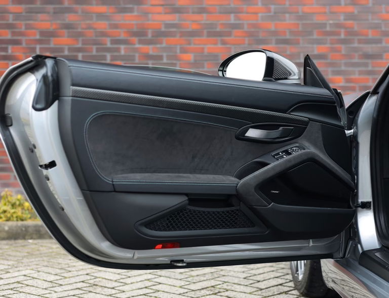 Porsche 718 Cayman GT4 RS