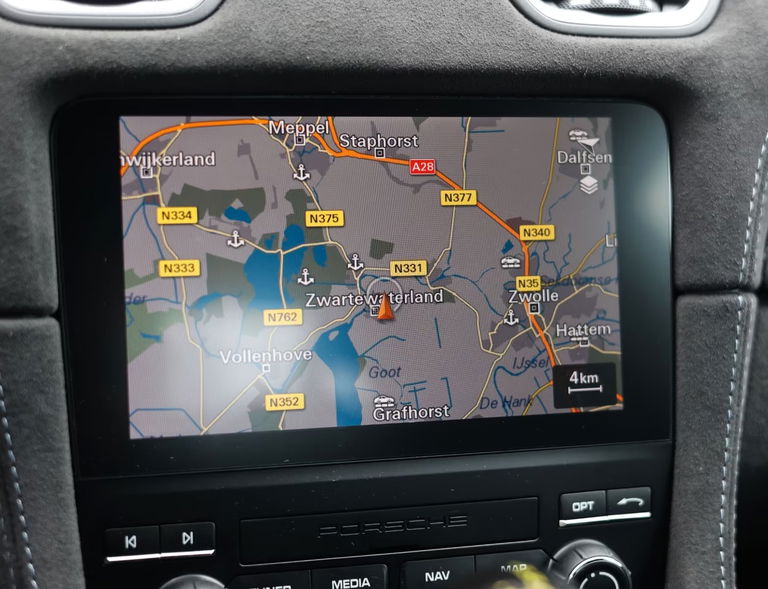 Porsche 718 Cayman GT4 RS