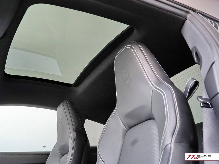 Porsche 992.2 Carrera