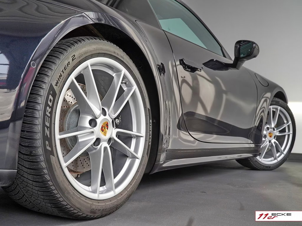 Porsche 992.2 Carrera