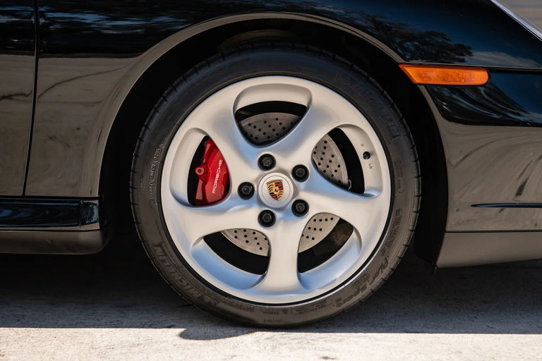 Porsche 996.2 Carrera 4S