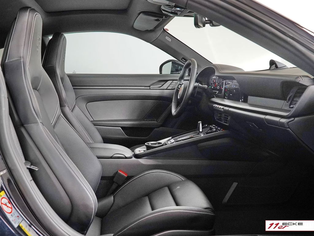 Porsche 992.2 Carrera