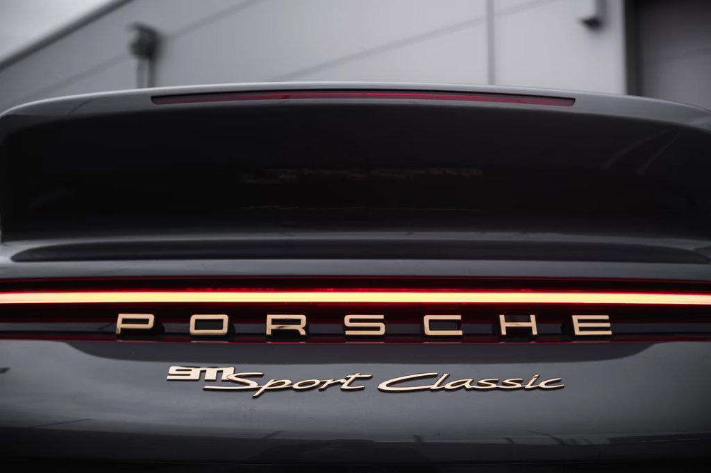 Porsche 992 Sport Classic