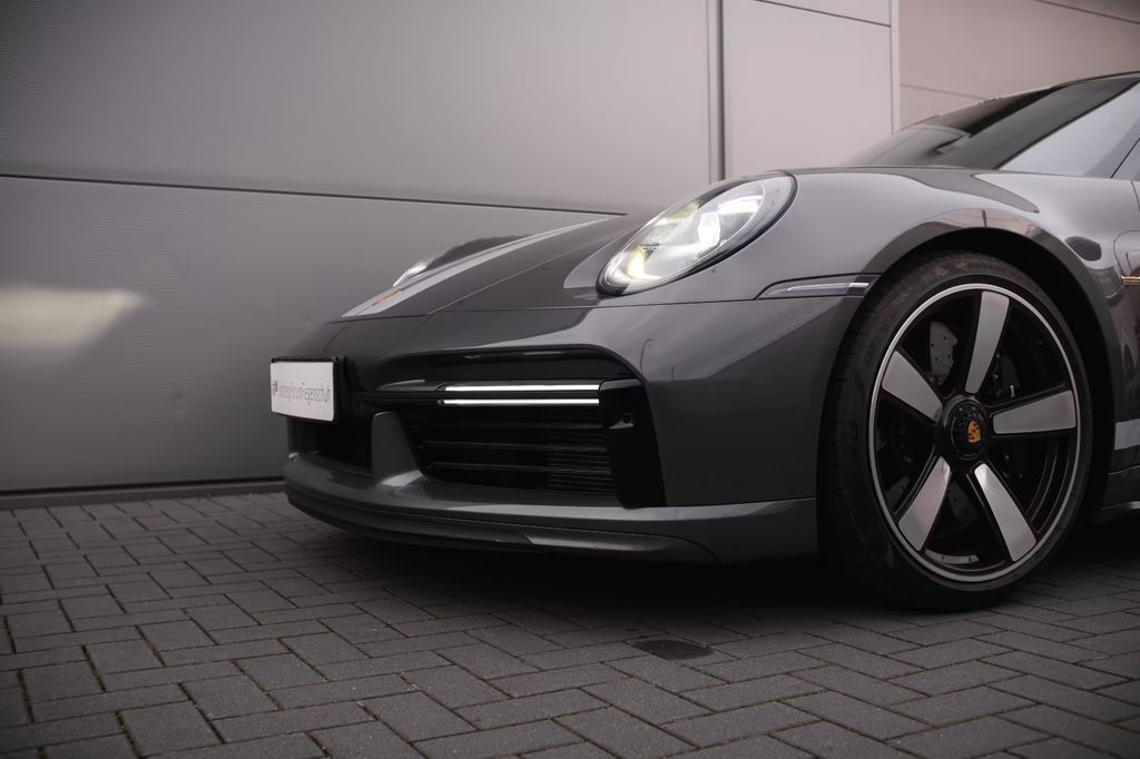 Porsche 992 Sport Classic